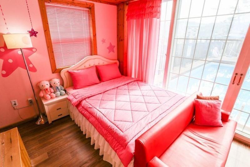 Hoengseong Pine Bell Pension Екстер'єр фото